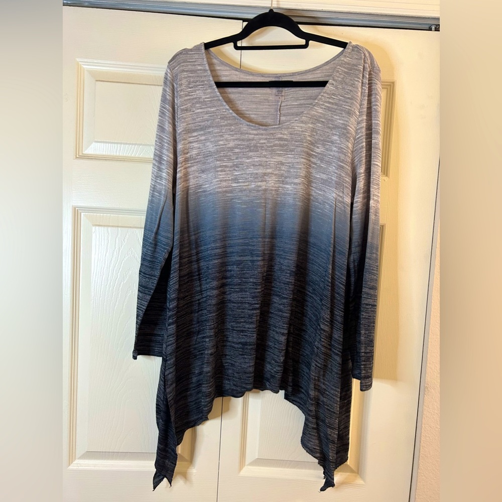 Gradient long sleeve T-shirt